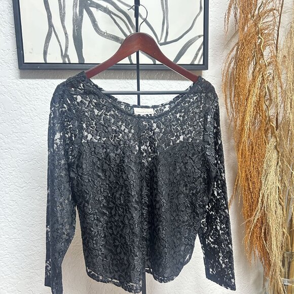 Alexandra Nicole Pull-Over Black Lace Blouse Size Medium - Picture 1 of 5